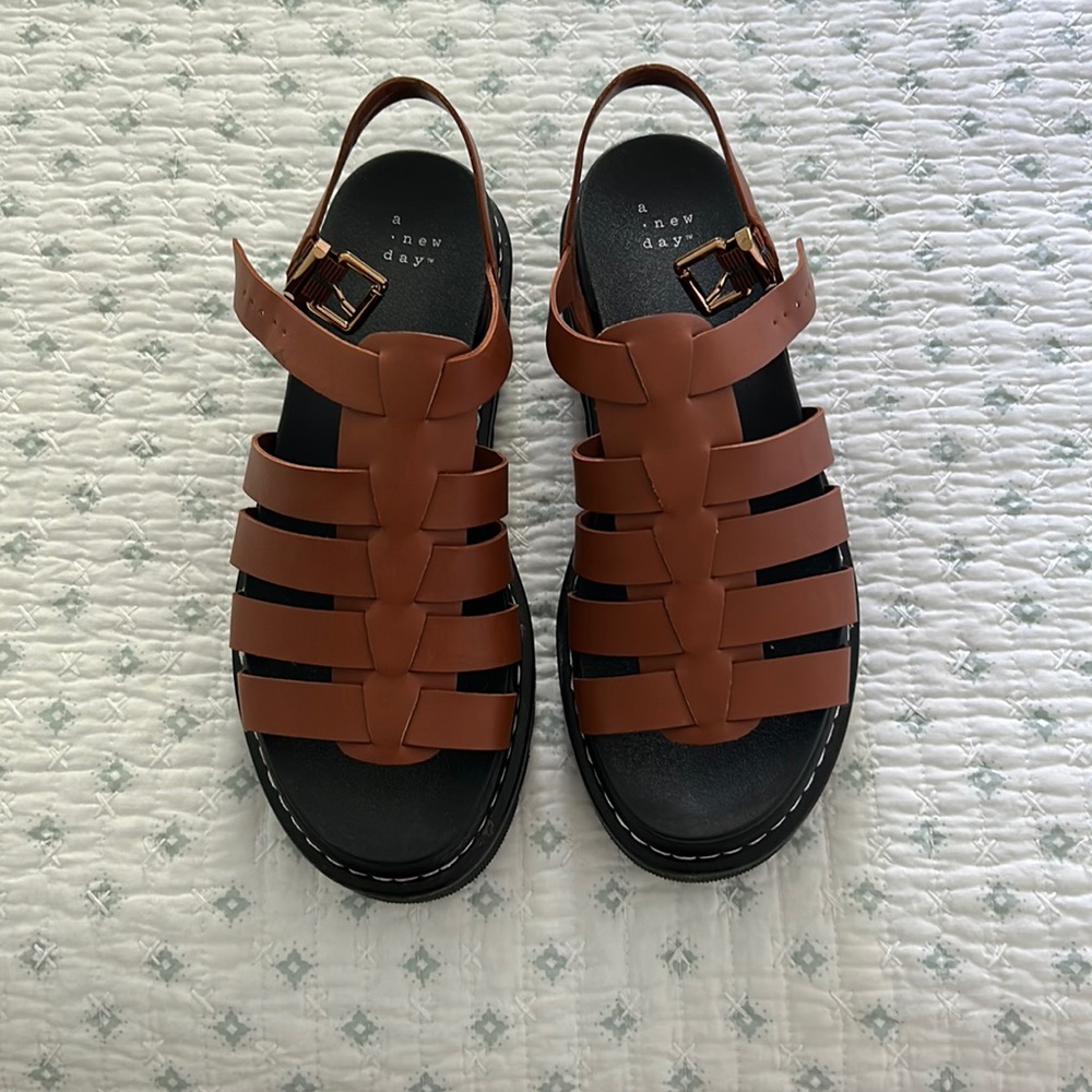 Platform fisher sandals